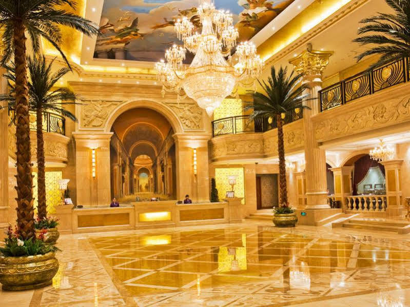New Paris Hotel Harbin Exterior foto